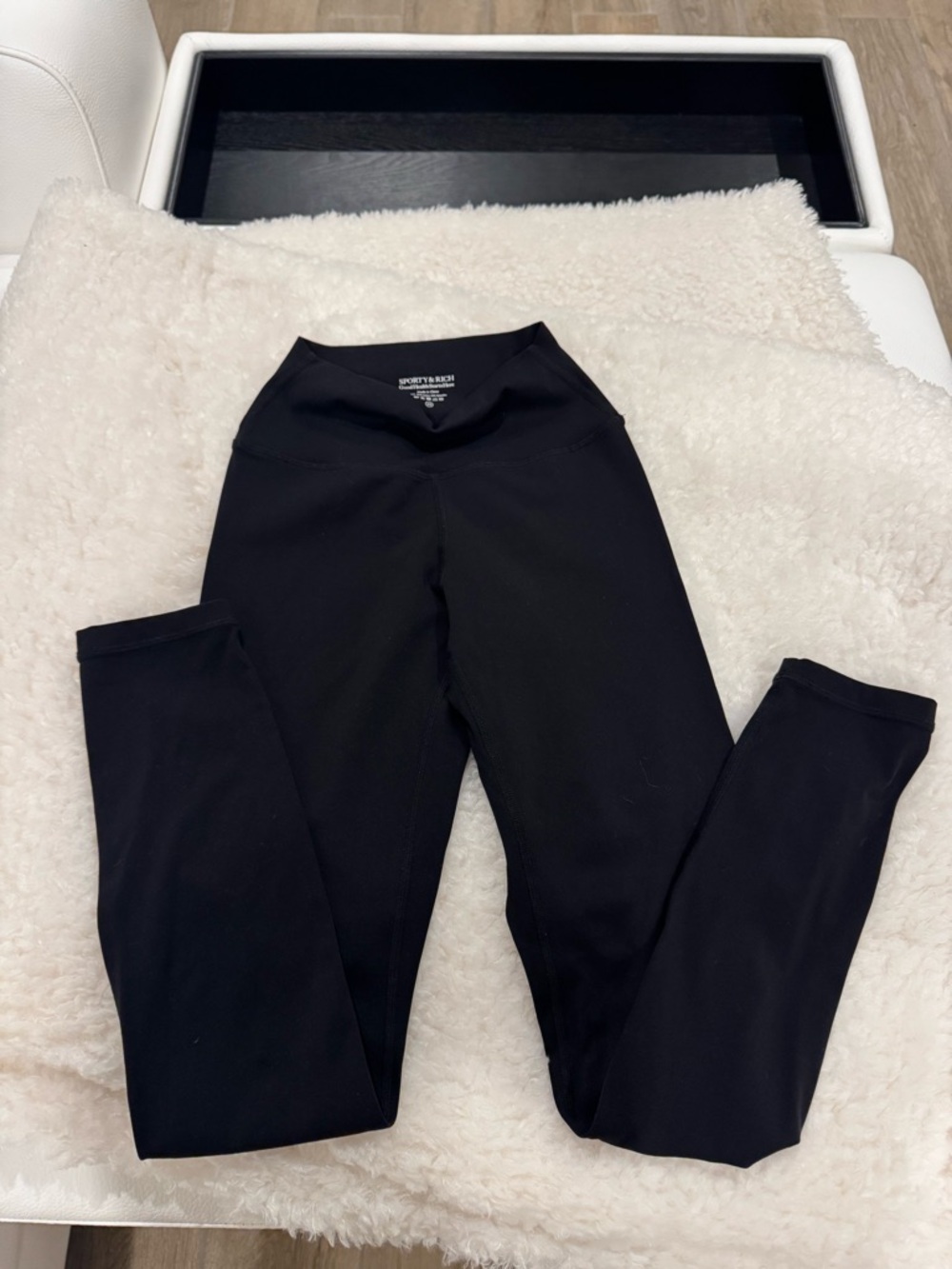 SOLD Sporty & Rich Sporty & Rich Bold Logo Leggings- Black NWOT